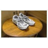 New Balance 2002R in grey size 13