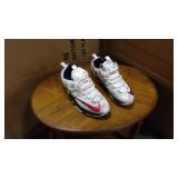 Nike Lebron 13 Low Olympics size 13
