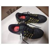 Nike Air Zoom Vomero 11 running shoes size 12 grey and yellow