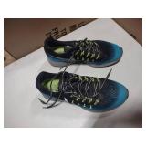 Nike air zoom pegasus 33 running shoe size 12 black blue glow
