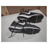 Nike air zoom Pegasus 34 running shoes size 12 black and white