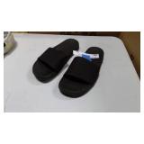 Makenna Slides all black size 7