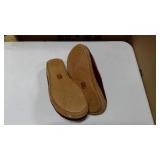 Taos woolma deep red slides size 7