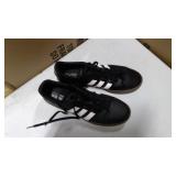 Adidas Daily 2.0 core black/ cloud white size 12