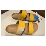 Michael Kors Mylah sandals in daffodil size 7.5