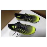 Nike air Zoom Pegasus 33 shield khaki volt running shoes size 12