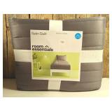 Twin/XL Twin Satin Quilt - Room Essentials