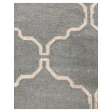 Area Rug - Blue/Grey & White Quatrefoil Trellis Pattern - 8" x 11