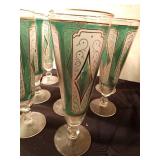Set of vintage Libbey Emerald Diamond footed Pilsner glasses from the 1950