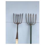 2 - 5 Tine Fishing Spears