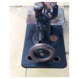 Vintage Singer Sewing Machine / Willcox and Gibbs Sewing Machine Co. - New York - Paris & London