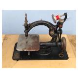 Vintage Singer Sewing Machine / Willcox and Gibbs Sewing Machine Co. - New York - Paris & London