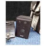 Microphone system with amp, speakers and 3 microphones