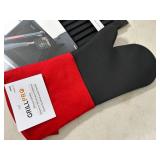 New Silicone Grill Mitt and Silicone Side Shelf Grill Mat