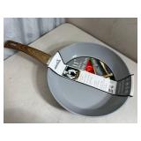 New 11 inch Ceramic Coated Aluminum Induction Safe Frying Pan