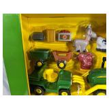 New Large John Deere Fun on the Farm Playset