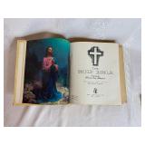 Vintage 1966 King James Family Bible