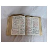 Vintage 1966 King James Family Bible