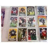 Best Linebackers in NFL History (18 Cards) with Vintage Football Card Game (8)