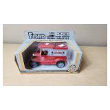 ERTL 1913 Model T Delivery Die-Cast Metal Replica with Locking Bank