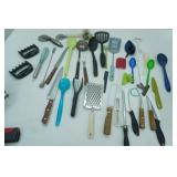 Kitchen Utensils Lot