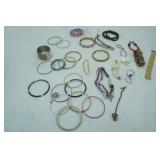 Jewelry Lot: Bracelets.