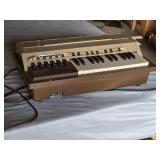 Emenee Audion Electric Organ - Works, Takes Time to Air Up