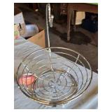 Kikkerland Country Cutting Mats, Metal Basket, and Wire Racks