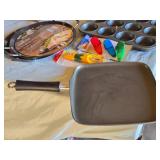 Crofton 11" Comal, Muffin Pan, and Kitchen Accessories