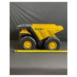 Tonka Dump Truck Toy - Yellow Tilt Bed Construction Vehicle With Large Off-Road Wheels