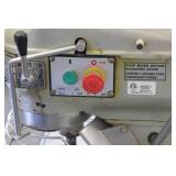 20 Quart Commercial NSF Dough mixer DOYON SM 200