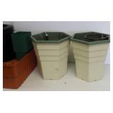 Hydroponics Growing Systems Lot With 2 Air Pumps & Pots (see pictures)