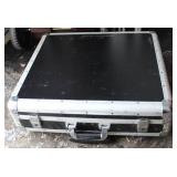 Eurolite Case CD-4 RR 4 Row, Rolling CD Case With Music CD