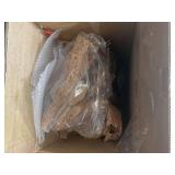 Costway - 3 PCS Lighted Christmas Reindeer Family Set Holiday Decoration with 255 Lights - Gold