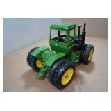 Vintage Ertl John Deere 8650 4WD Tractor Replica