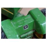 Vintage Ertl John Deere 8650 4WD Tractor Replica