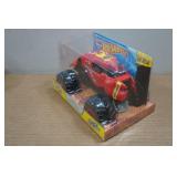 Hot Wheels 1:24 Scale Monster Jam Trucks - Monster Mutt & Crushstation