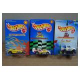 *3* Hot Wheels Chuck E Cheese