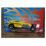 *3* Hot Wheels Chuck E Cheese