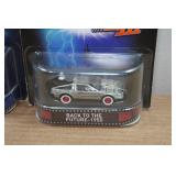 *3* Hot Wheels Back to the Future Series Deloreans