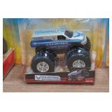 *7* Hot Wheels Monster Jam Trucks - Early - Taz, Dalmatian, Grave Digger