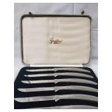 Griffon Community Plate Silverware Set in Wooden Case