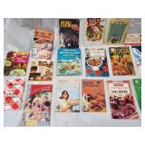 Vintage Cook Books & Recipe Guides Lot - Betty Crocker, Knox Gelatine, Western, Common Sense