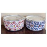 K - Signature Stoneware Bowls with Lids with Measuring Cup Set