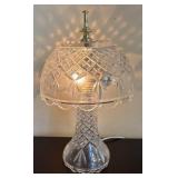 LR - Budoir Crystal Cut Glass Table Lamp with Diamond-Cut Pattern Shade