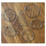 LR - Trivet Set - 6 Decorative Wire Trivets