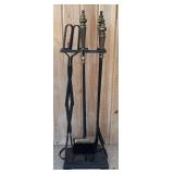 P - Fireplace Brass Tool Set