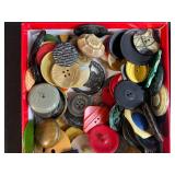 Boxed Collection of Vintage Assorted Buttons with Decorative Tin