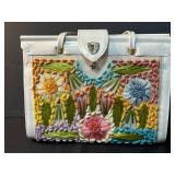 Vintage White Handbag with Embroidered Floral Design