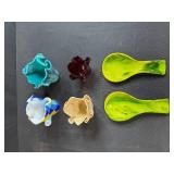 Set of 4 Handcrafted Ruffled Glass Bowls and 2 Green Glass Serving Spoons